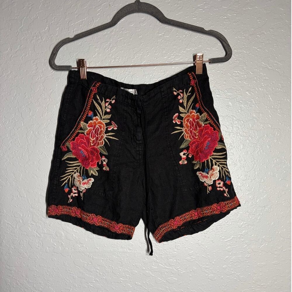 Johnny Was Floral Emobroidered Linen Shorts XS JW Los Angeles